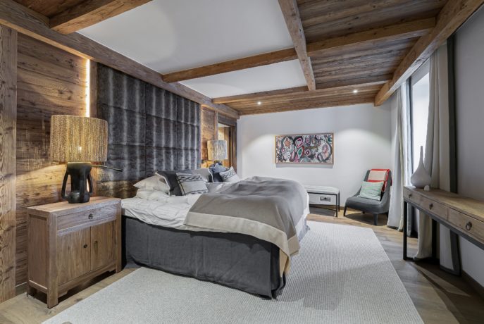 L'Epicerie / Appartement 1 / master bedroom / Saint Martin de Belleville, Savoie